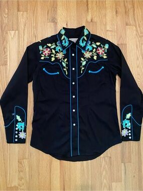 Rockmount Ranch Wear Vintage Floral Embroidered Western Shirt